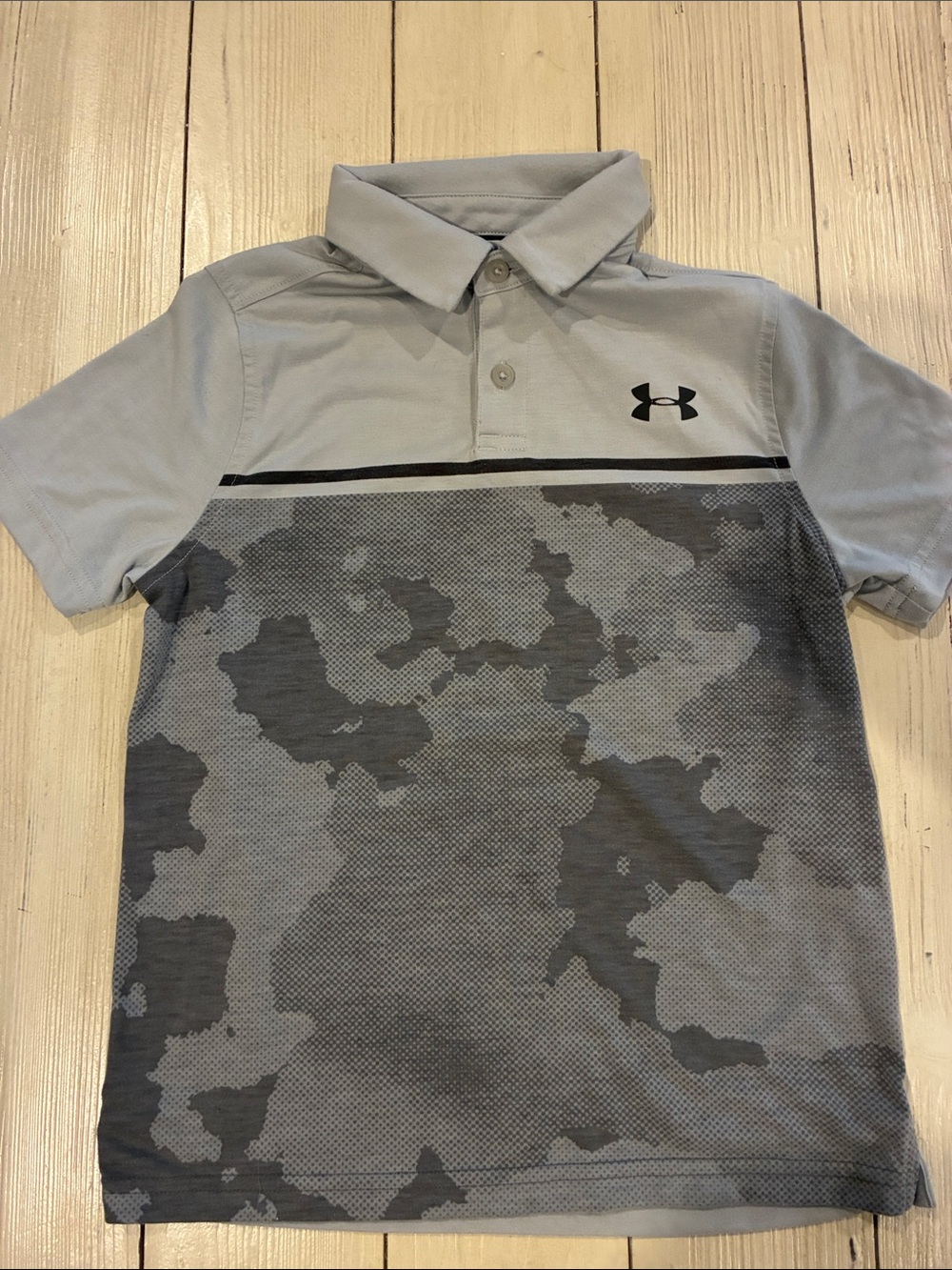 Under Armour Gray Camo Short Sleeve Polo